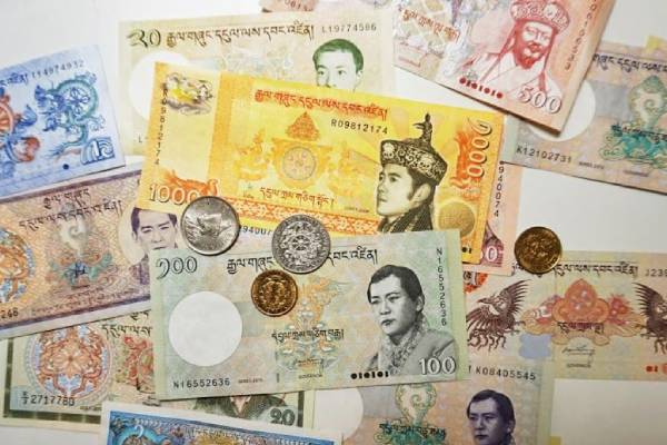 Bhutanese Currency- Teem Travel Bhutan